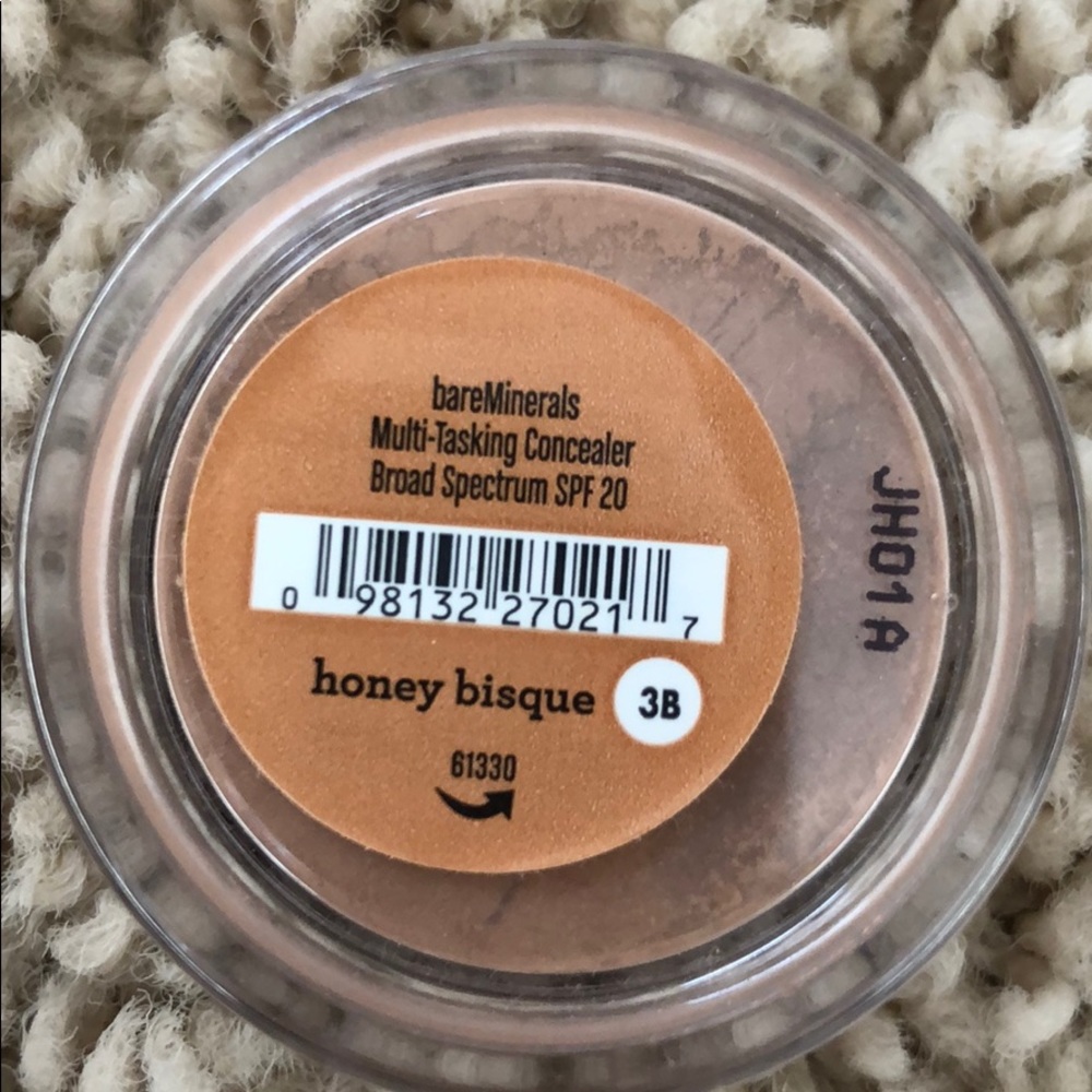 BareMinerals Concealer- Honey Bisque